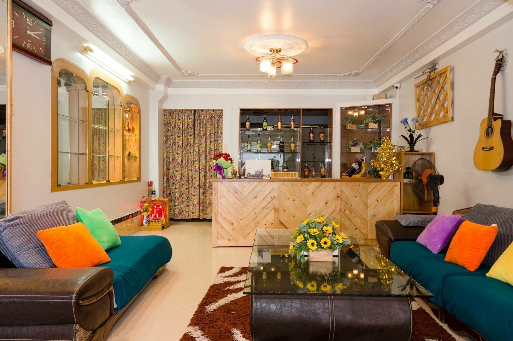 Tropical Vibes Homestay Хошимин Экстерьер фото